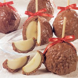 Chocolate Pecan Caramel Apples